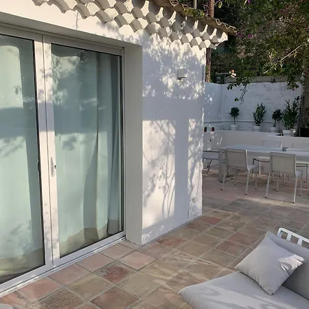 55m2 Charmante Maison Mitoyenne, Jardin, Parking