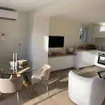 55m2 Charmante Maison Mitoyenne, Jardin, Parking *