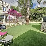 55m2 Charmante Maison Mitoyenne, Jardin, Parking