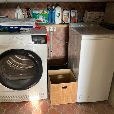 בית נופש 55m2 Charmante Maison Mitoyenne, Jardin, Parking קאן