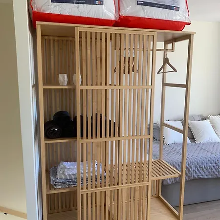 55m2 Charmante Maison Mitoyenne, Jardin, Parking קאן