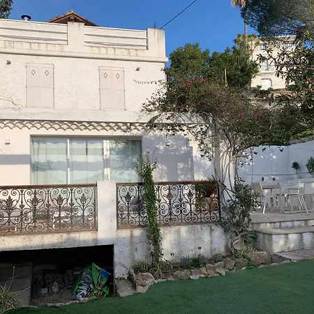 55m2 Charmante Maison Mitoyenne, Jardin, Parking * Канны